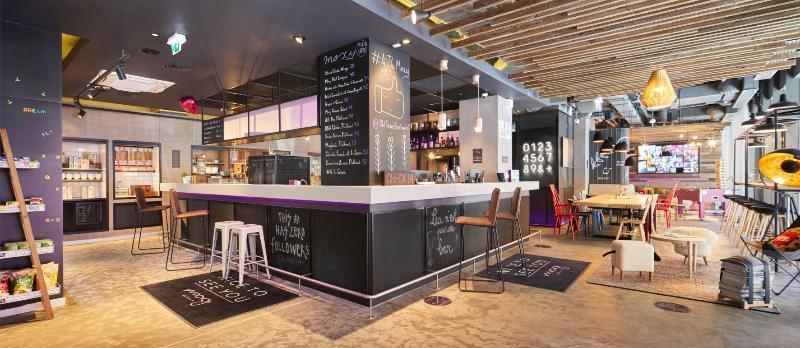 Moxy Bucharest Old Town Hotel Bagian luar foto