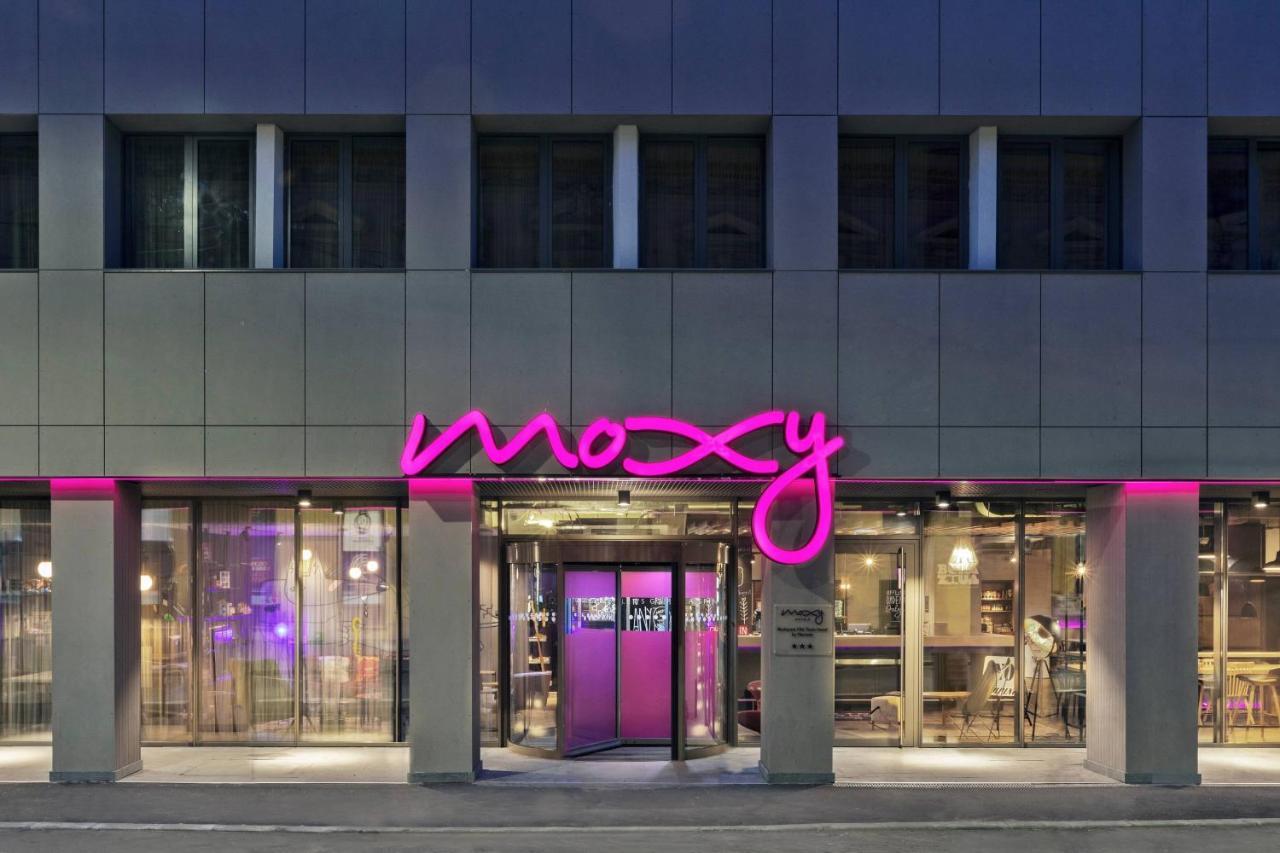 Moxy Bucharest Old Town Hotel Bagian luar foto